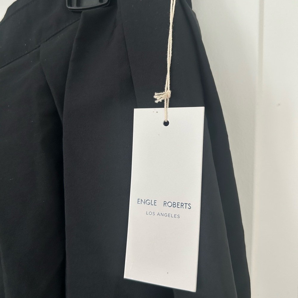 Elegant Black Pleated Skirt by Los Angeles Designer, Engle Roberts Size 8 NWT - Picture 4 of 5